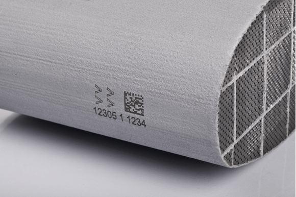 Nadruk kodu QR na filtrze cząsteczek stałych DPF