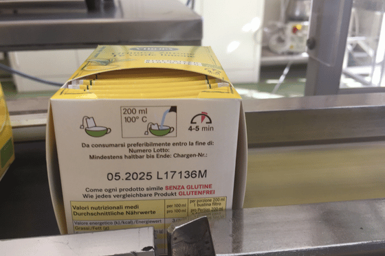 Nadruk na kartonikach z herbatą