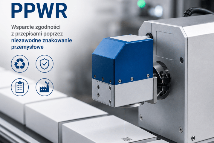 Drukarka laserowa REA JET CL nanosi trwały kod 2D na kartonowe opakowanie, wspierając identyfikowalność produktów i zgodność z wymaganiami rozporządzenia PPWR.